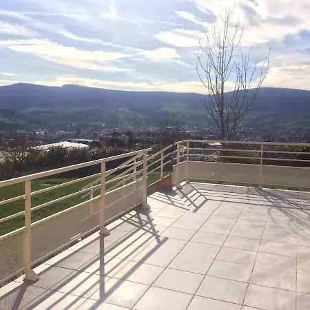 Villa Moderne Avec Vue Sur Le Viaduc